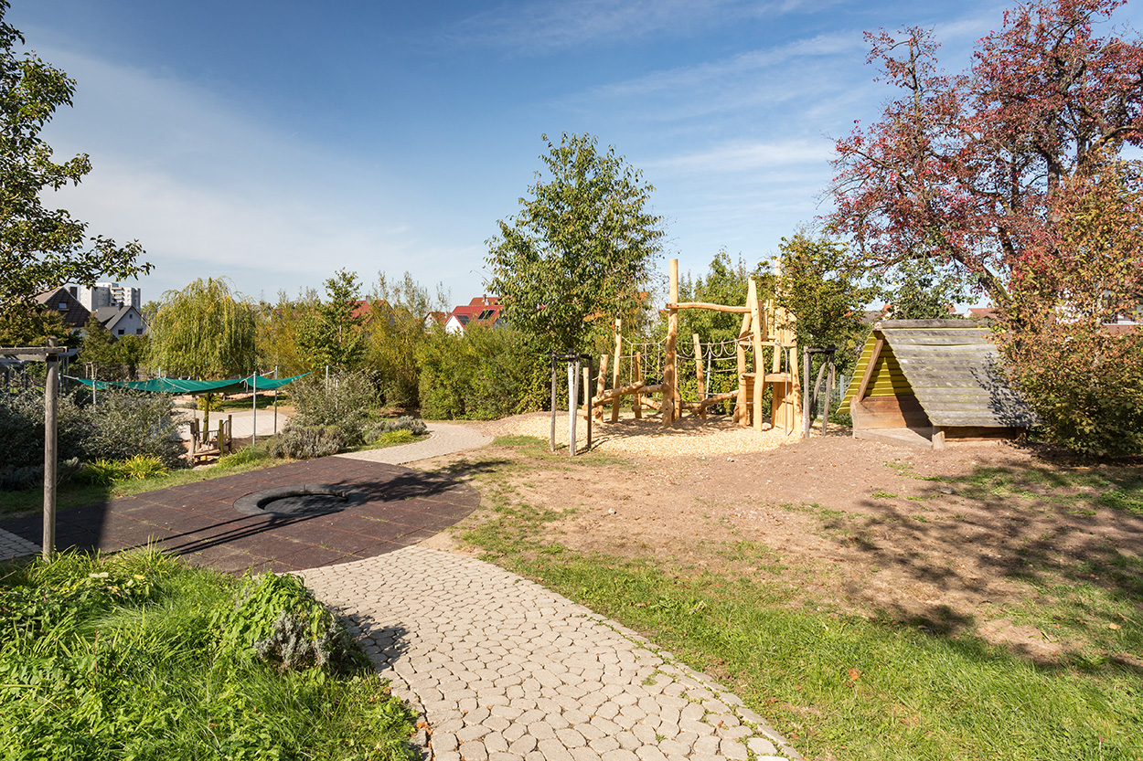 Ein Spielplatz eines Kindergartens